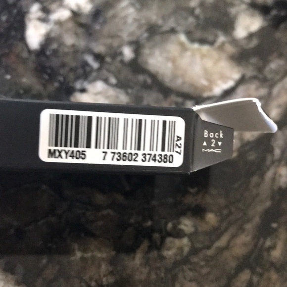 NEW MAC Finish Concealer Duo NW40 NC45 compact - Picture 5 of 8